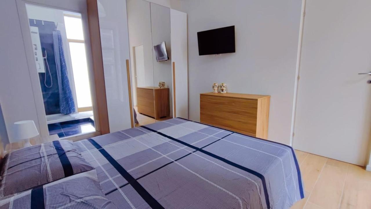 Duhome Apartment In The Heart Of Catânia Exterior foto